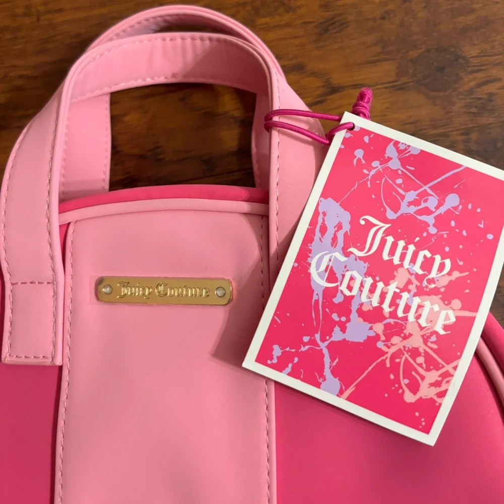 Juicy Couture NWT Hot Pink Travel Case Makeup Tote Bag with Zipper Compartments - Picture 2 of 7